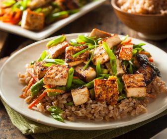 Dinner: Stir-Fried Tofu & Veggies with Brown Rice